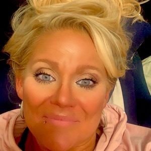 Meet your Posher, Marcy